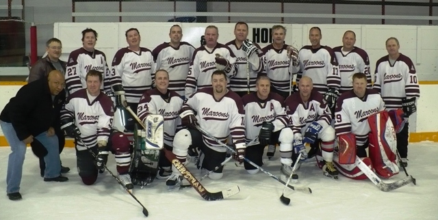 40plusfridaynight.jpg 40plusfridaynight.jpg