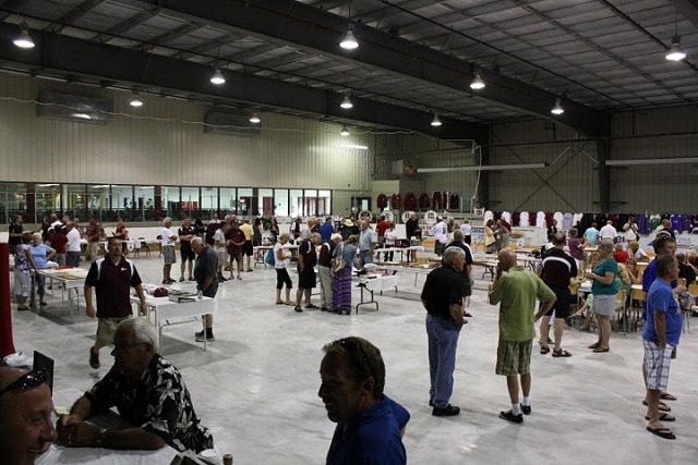 60arenascene.jpg 60arenascene.jpg