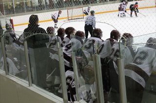 semisgameonebench.jpg semisgameonebench.jpg